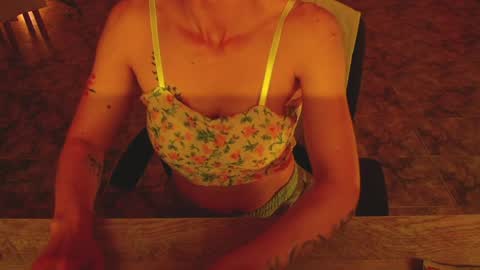 Liss online show from March 2026 03:28:01 AM