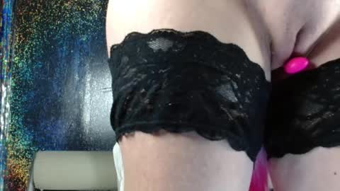 Lux for your fun online show from September 2025 02:15:02 AM