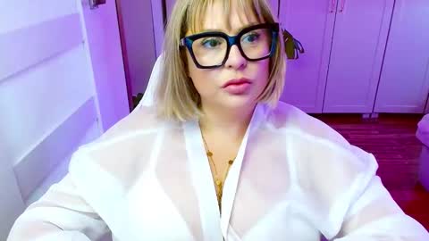 Diana online show from April 2026 06:51:01 AM