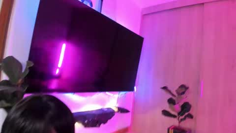 Lucy and Kristhy online show from October 2025 03:05:02 PM