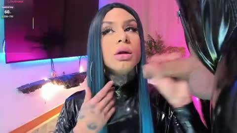 Lucy and Kristhy online show from April 2026 03:41:02 PM