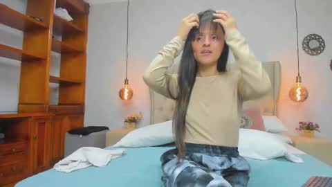 Luz online show from November 2025 12:08:02 PM