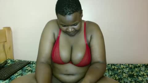 luzremi online show from April 2026 09:39:33 PM