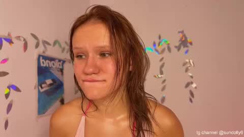 lxsundolyxl_ online show from October 2025 04:41:01 PM