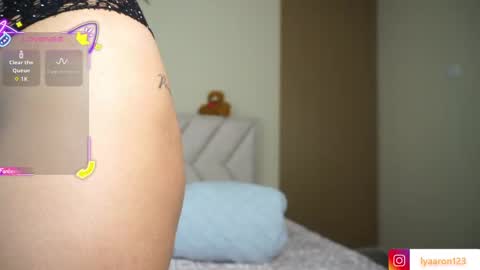 lya_aron_couple online show from September 2025 07:08:02 PM
