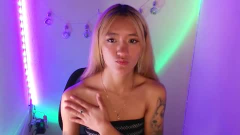 Call me Lia  online show from March 2026 09:33:02 PM