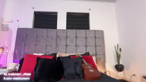 LYA online show from October 2025 05:20:02 AM