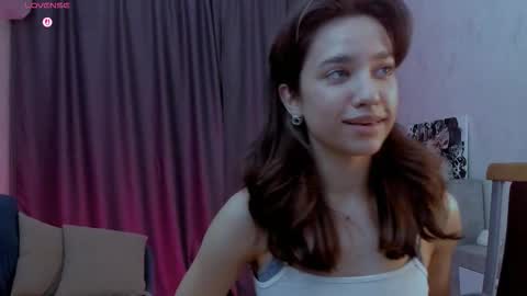 Snapshot of lyanna_tale chatting on November 2025 08:33:02 PM Lyanna online show from November 2025 08:33:02 PM