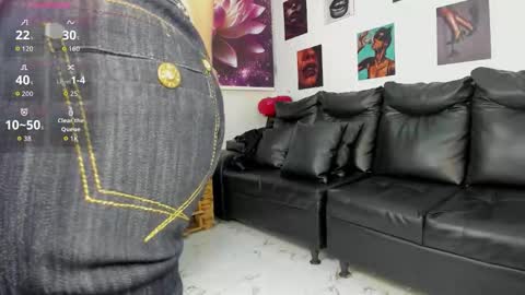 Snapshot of lycoris_ chatting on November 2025 09:28:01 PM Lycoris online show from November 2025 09:28:01 PM