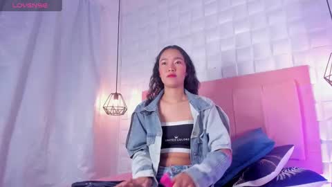 Lyhana Lee online show from March 2025 12:22:02 PM