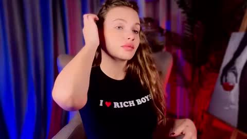 simply Eliza  online show from September 2025 02:11:01 PM