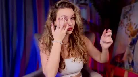 simply Eliza  online show from October 2025 10:27:02 AM