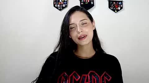 Snapshot of lyla205 chatting on September 2025 03:38:02 AM lyla online show from September 2025 03:38:02 AM