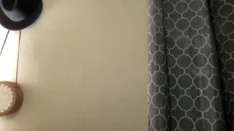 Olivia online show from February 2025 11:30:02 PM