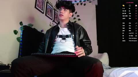 Lyle Bennett Freelance Model online show from March 2025 10:57:01 AM