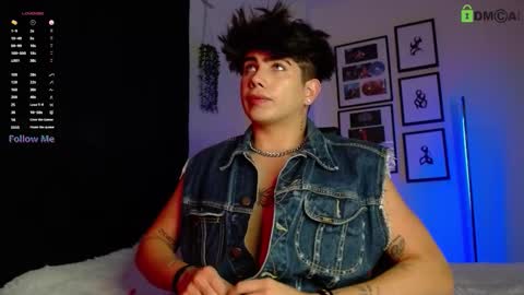 Lyle Bennett Freelance Model online show from November 2025 10:39:02 AM