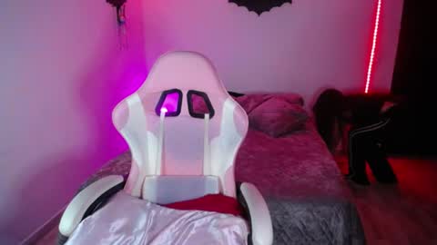 Snapshot of lyluciana chatting on June 2026 02:07:01 PM Luciana online show from June 2026 02:07:01 PM