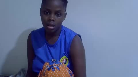 lyn_anna online show from April 2026 03:33:01 AM