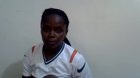lyn_anna online show from July 2026 06:18:01 AM