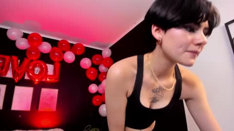 Lyn online show from February 2025 01:03:01 AM