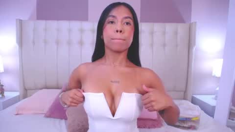 Lyn online show from January 2025 11:24:01 AM