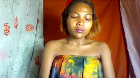 Snapshot of lyndah19 chatting on January 2026 08:01:02 PM lyndah19 online show from January 2026 08:01:02 PM