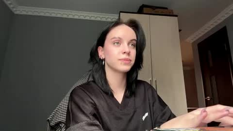 Eva online show from May 2026 10:11:01 AM