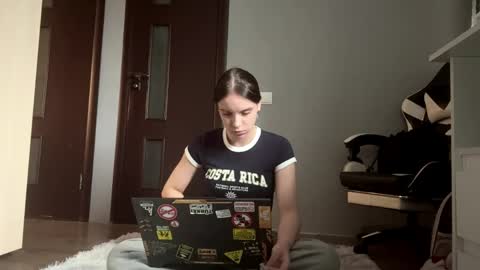 Snapshot of lynettawiseman chatting on June 2026 07:25:02 AM Eva online show from June 2026 07:25:02 AM