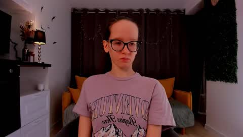 Sara online show from February 2025 04:22:02 PM