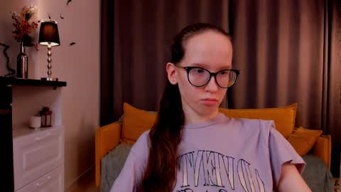 Sara online show from February 2025 07:30:02 PM