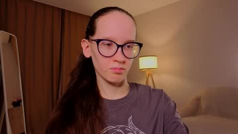 Sara online show from March 2026 04:19:01 PM