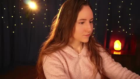 Lynn online show from January 2025 10:02:01 AM