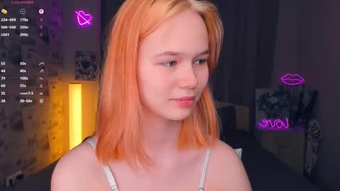 Cozy Lynns room online show from February 2026 08:22:01 AM