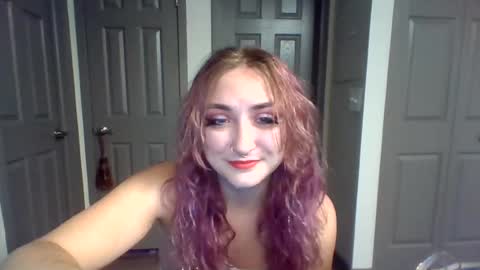 Snapshot of lynnkitten69000 chatting on July 2026 09:10:01 PM Lynn online show from July 2026 09:10:01 PM
