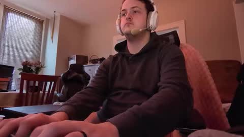 Snapshot of lyntronix chatting on February 2026 01:29:01 PM J online show from February 2026 01:29:01 PM