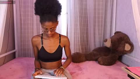 Lynx and Sun  online show from September 2025 09:04:02 PM