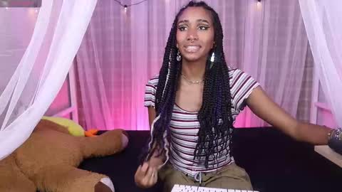 Lynx and Sun  online show from October 2025 07:47:02 PM