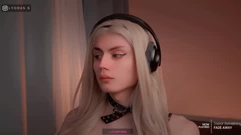 Lyodass online show from April 2026 02:22:02 AM