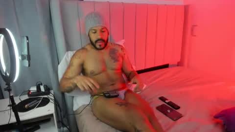 Snapshot of lyon_dark chatting on January 2026 11:32:02 PM Lyon Dark online show from January 2026 11:32:02 PM