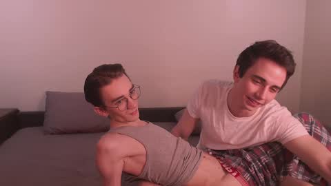 KennyEliot online show from December 2024 06:43:01 PM