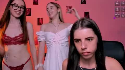 lyra_desire online show from July 2026 01:18:02 PM