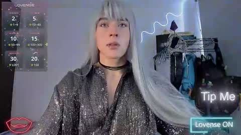 Lyric online show from November 2025 04:40:01 PM