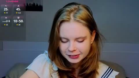 Snapshot of lyucy chatting on August 2026 10:00:02 PM Julie online show from August 2026 10:00:02 PM