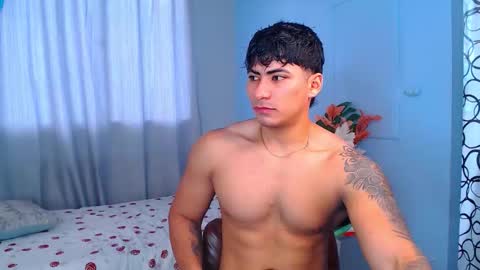 MICHAEL online show from October 2025 08:43:02 PM