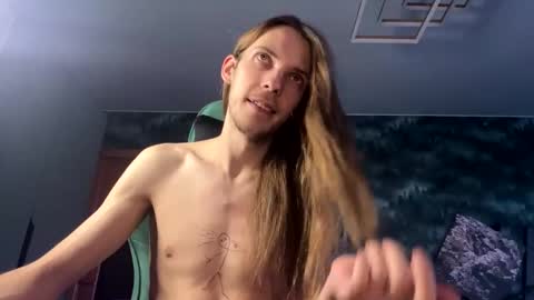 m1shq online show from December 2024 12:02:01 PM