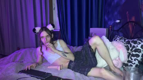 m1shq online show from January 2025 09:36:01 PM