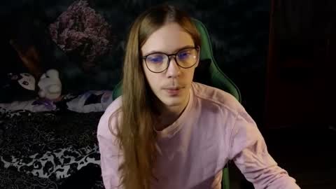 m1shq online show from March 2025 10:21:02 PM