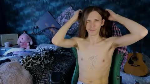 m1shq online show from September 2025 03:00:02 PM