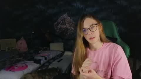 m1shq online show from October 2025 09:44:02 PM