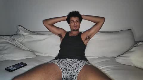 Snapshot of m_d_fl chatting on February 2026 02:48:02 AM MD online show from February 2026 02:48:02 AM